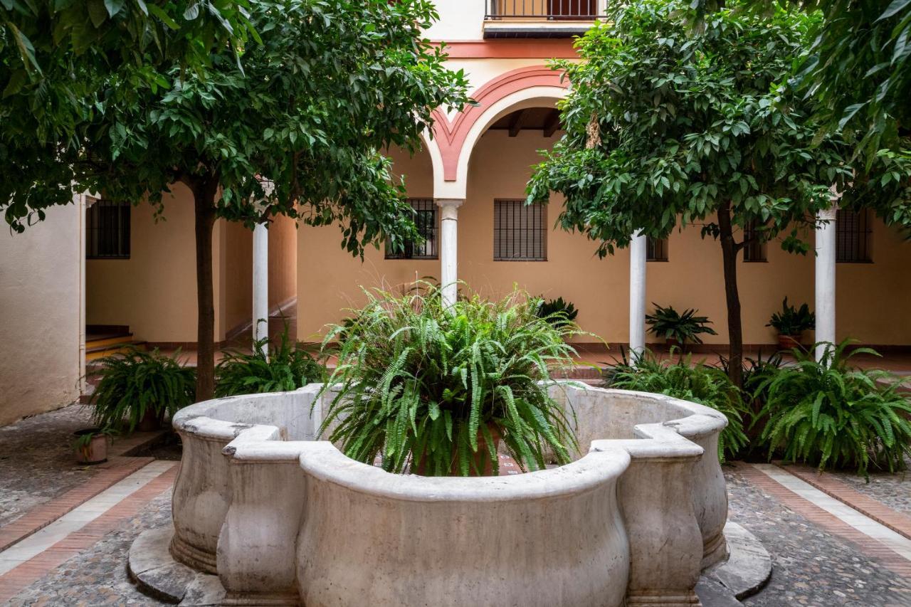 Magno Apartments Santa Ana 26 Seville Exterior photo